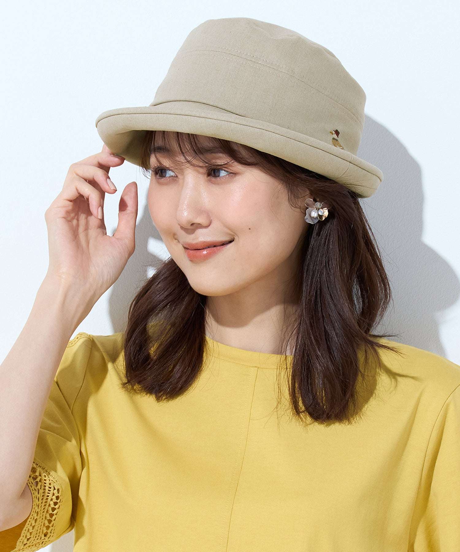 Decoy DECOY Koi-kun Embroidered Hat