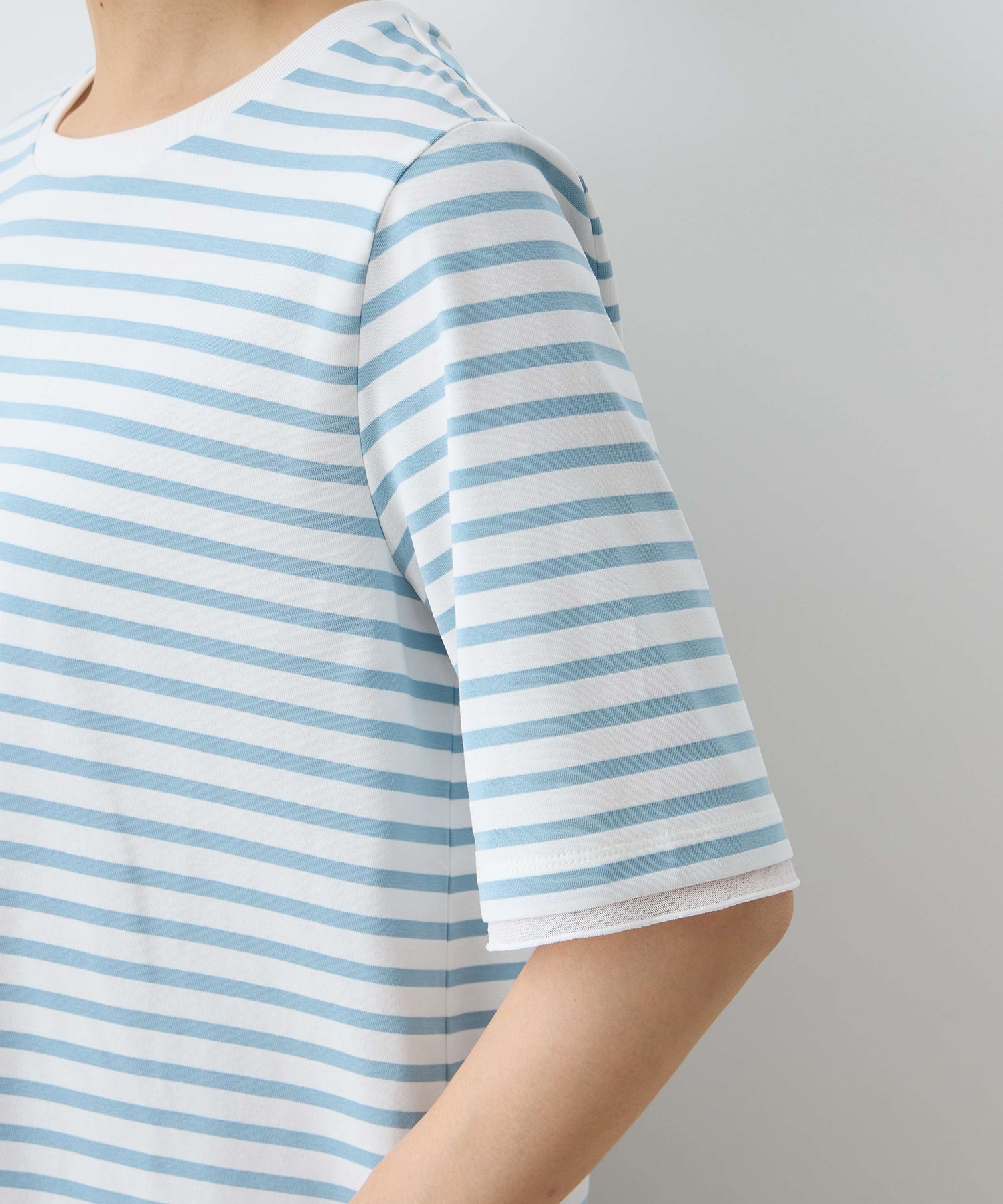 デコイ DECOY 部分シアーボーダーTシャツ （サックス） サックス