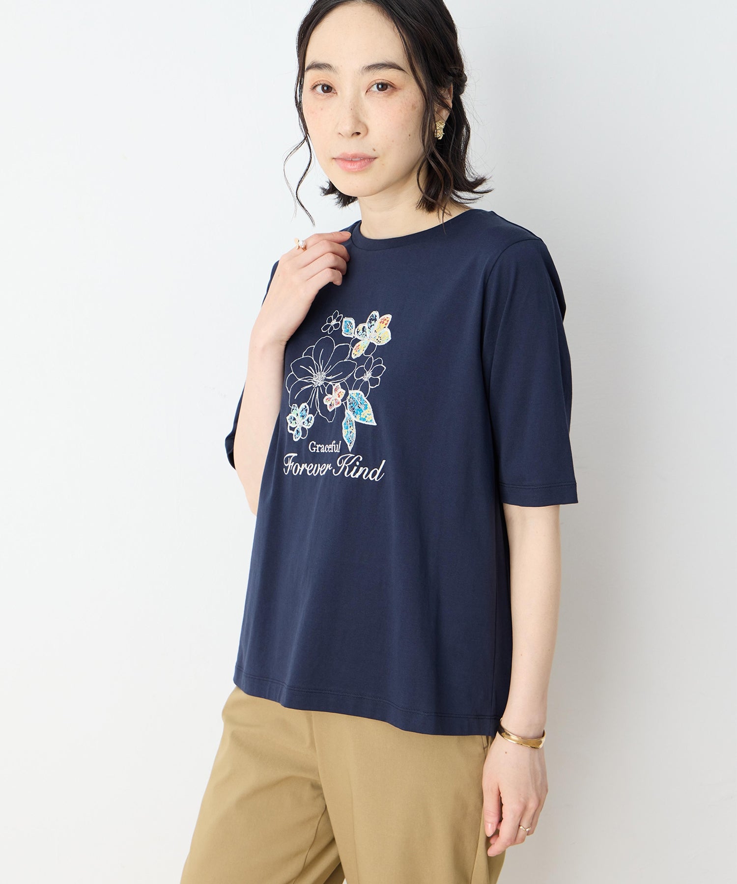 デコイ DECOY 【冷感】【UVカット】ひやさらコットン プリント＆刺繍Tシャツ （ネイビー） ネイビー