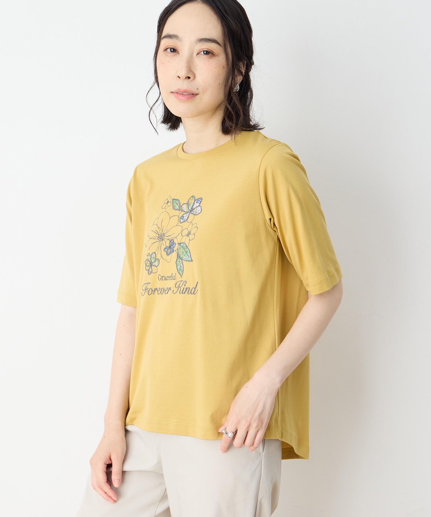 デコイ DECOY 【冷感】【UVカット】ひやさらコットン プリント＆刺繍Tシャツ （マスタード） マスタード