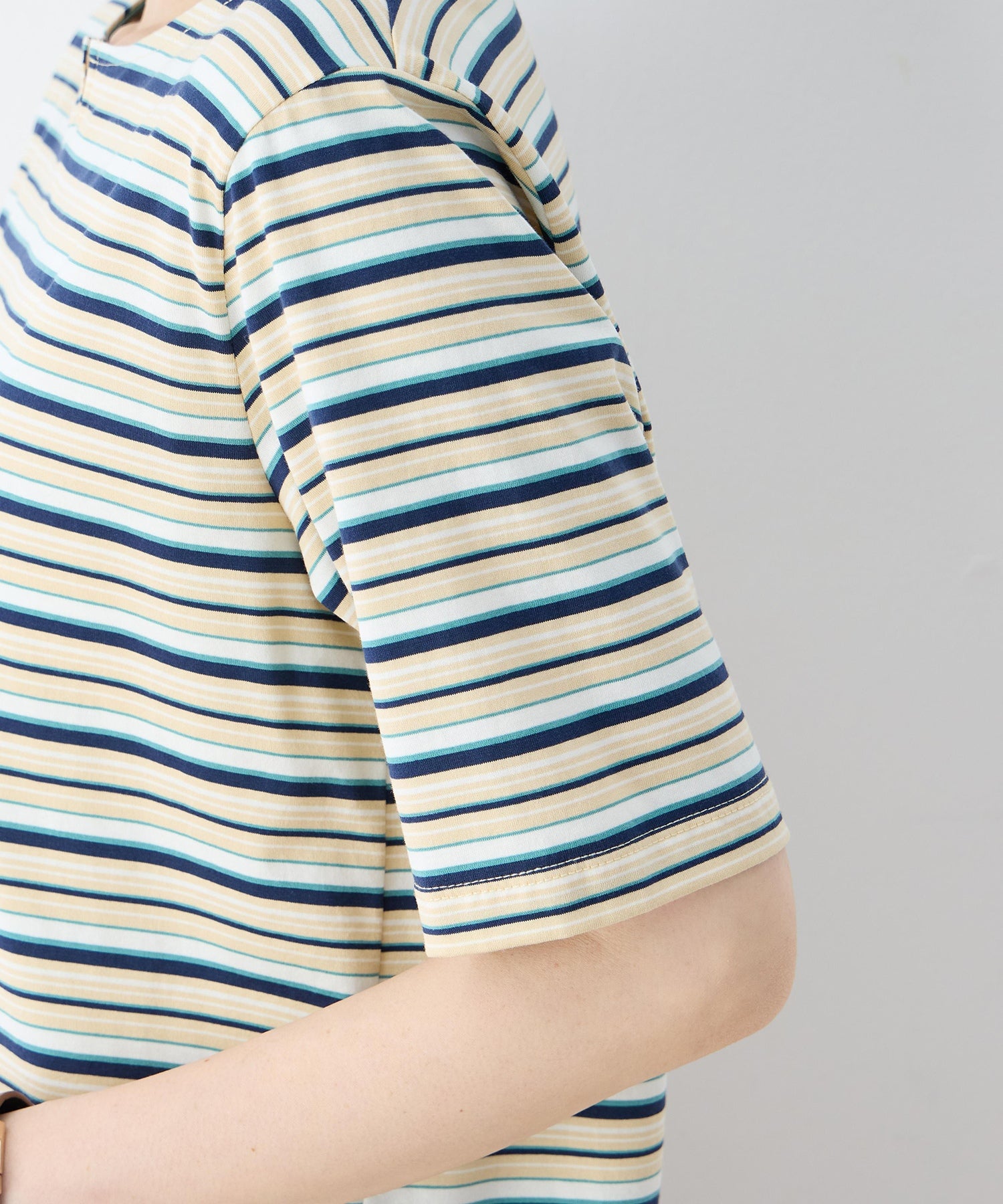 デコイ DECOY 【冷感】【UVカット】ひやさらコットンプレミアムマルチボーダーTシャツ （グリーン） グリーン