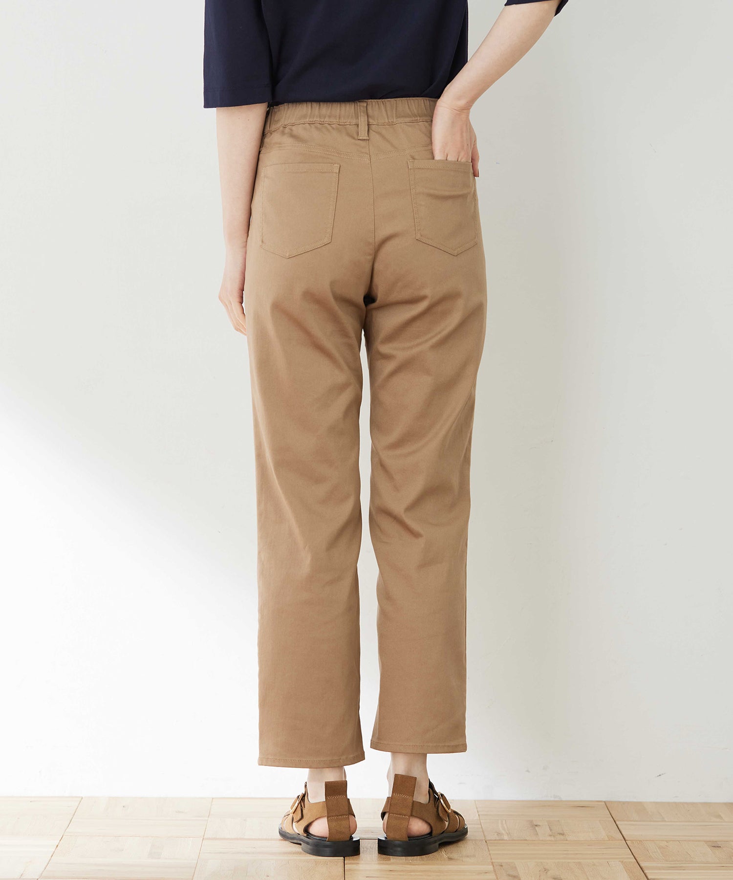 デコイ DECOY ストレッチストレートパンツ （ブラウン） ブラウン