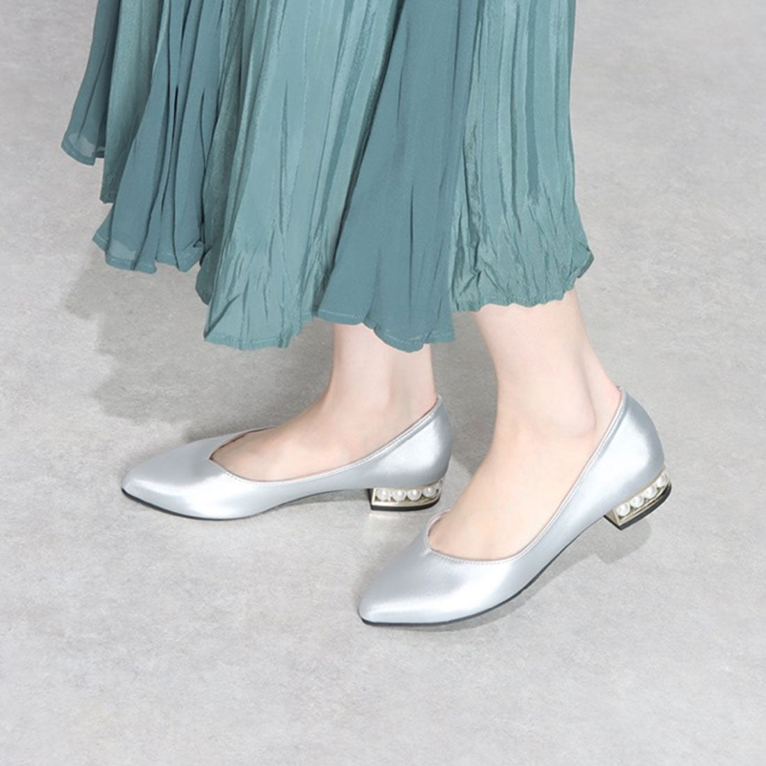 DEMETER 2.5cm pointed toe pearl heel pumps
