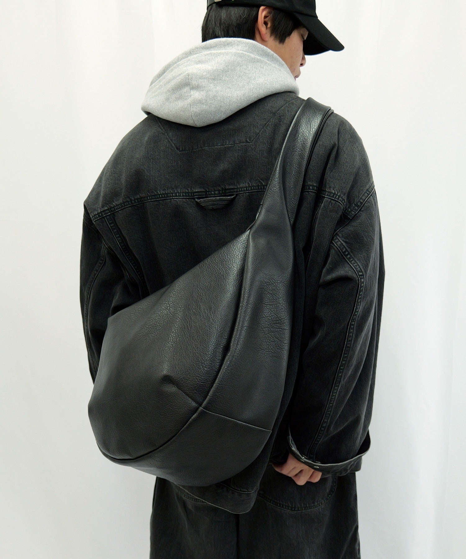 デバイス DEVICE PU レザー ビッグショルダーバッグ （BK） BK