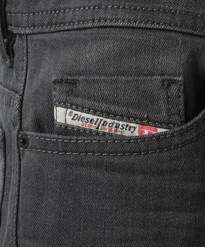 ディーゼル DIESEL 【メンズ】【DIESEL】ディーゼル メンズ 00SW1Q 0859X 02 THOMMER ジーンズ タイト ブラック スキニー