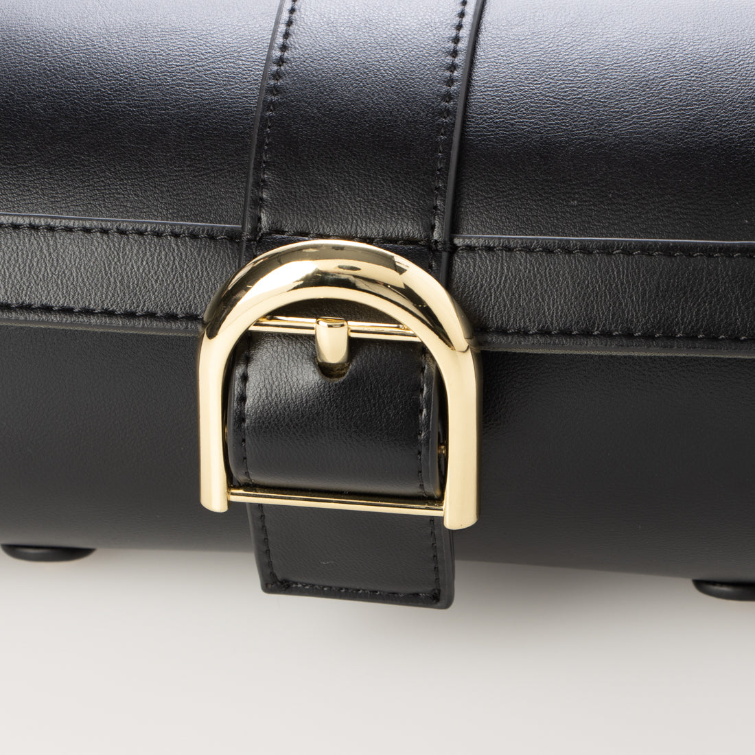 ダイアナ DIANA ロール型ミニBAG