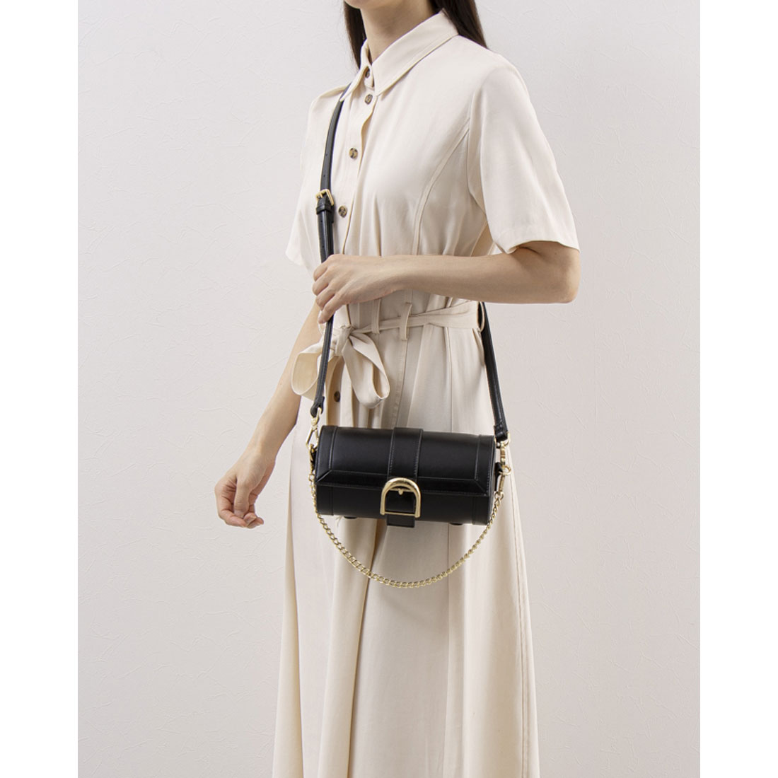 ダイアナ DIANA ロール型ミニBAG