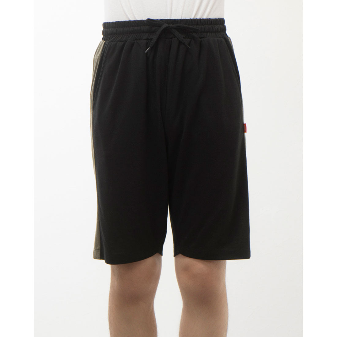 DJ Honda color-blocked shorts