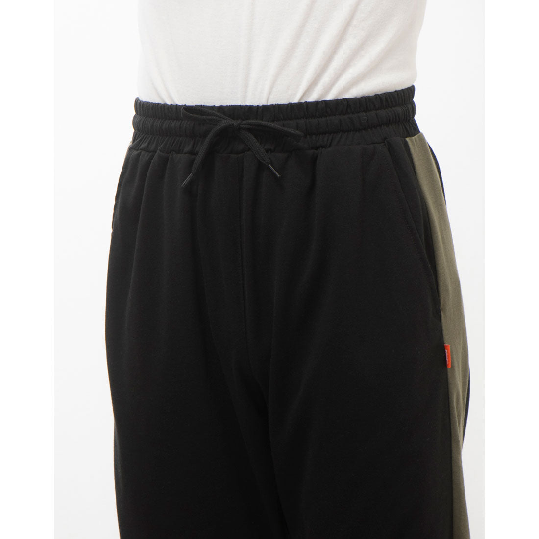 DJ Honda color-blocked shorts