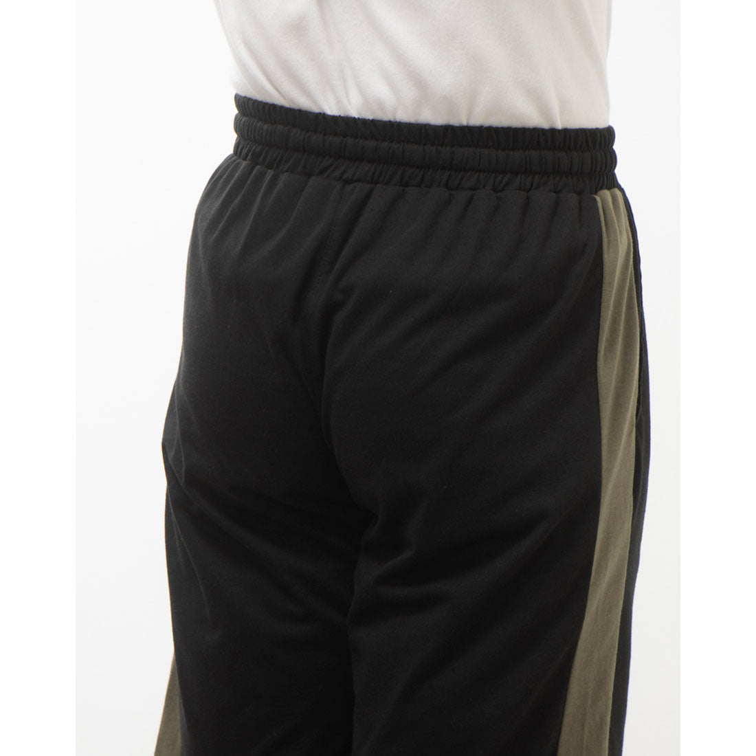 DJ Honda color-blocked shorts