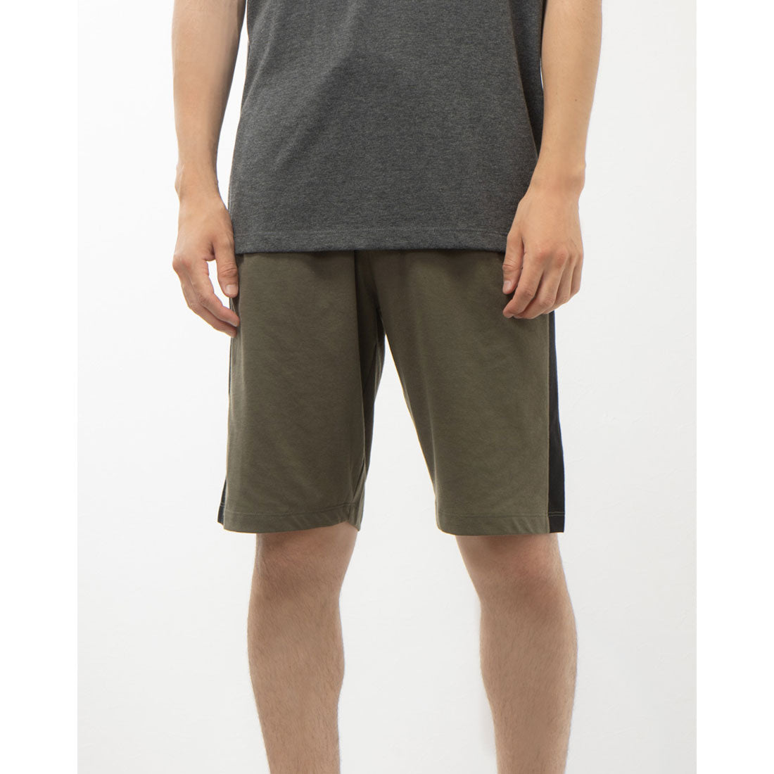DJ Honda color-blocked shorts
