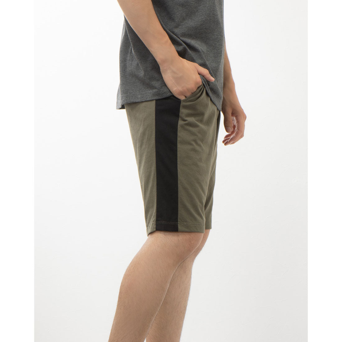 DJ Honda color-blocked shorts
