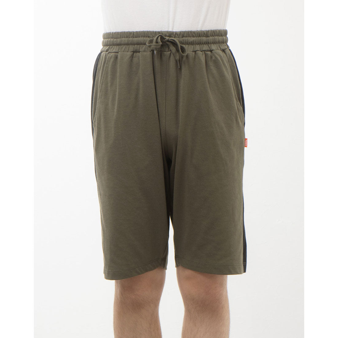 DJ Honda color-blocked shorts