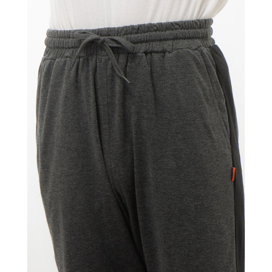 DJ Honda color-blocked shorts