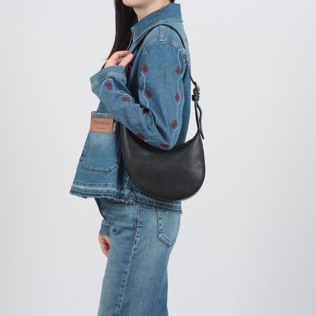 ドゥ アルシーヴ DOUX ARCHIVES 【AULENTTI】レザーワンハンドルBAG （BLK） BLK