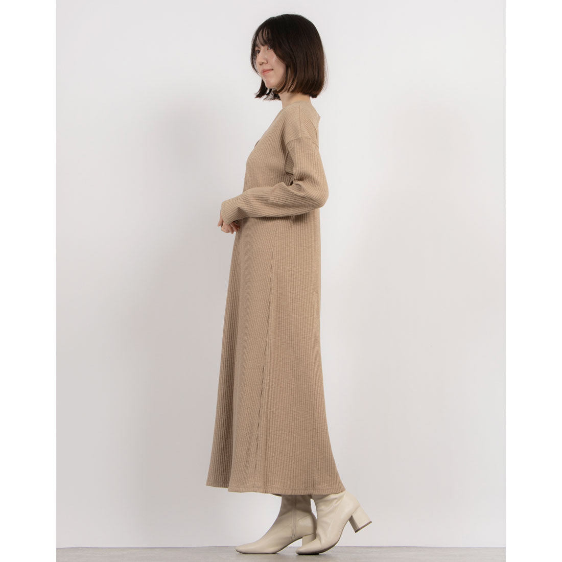 ドゥ アルシーヴ DOUX ARCHIVES ヘンリーネックリブカットワンピース （BEG） BEG