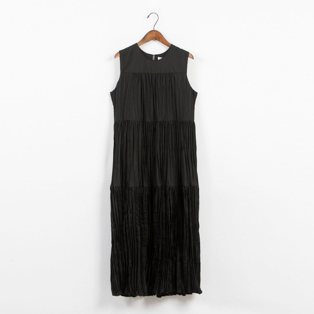ドゥ アルシーヴ DOUX ARCHIVES ウォッシャブル切り替えハンドプリーツワンピース （BLK） BLK