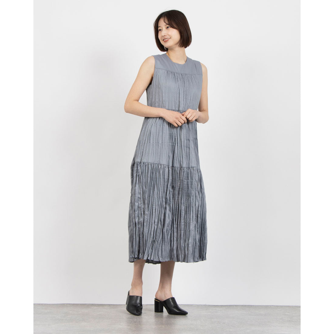 ドゥ アルシーヴ DOUX ARCHIVES ウォッシャブル切り替えハンドプリーツワンピース （BLK） BLK