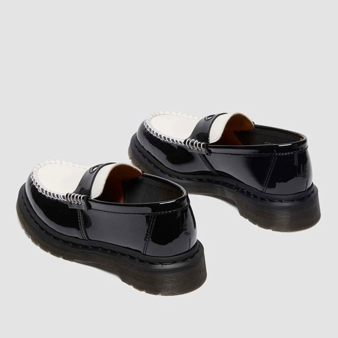 【ブラック（01）】【Dr.Martens】PENTON HEART LOAFER Dr. Martens PENTON HEART Loafer Shoes