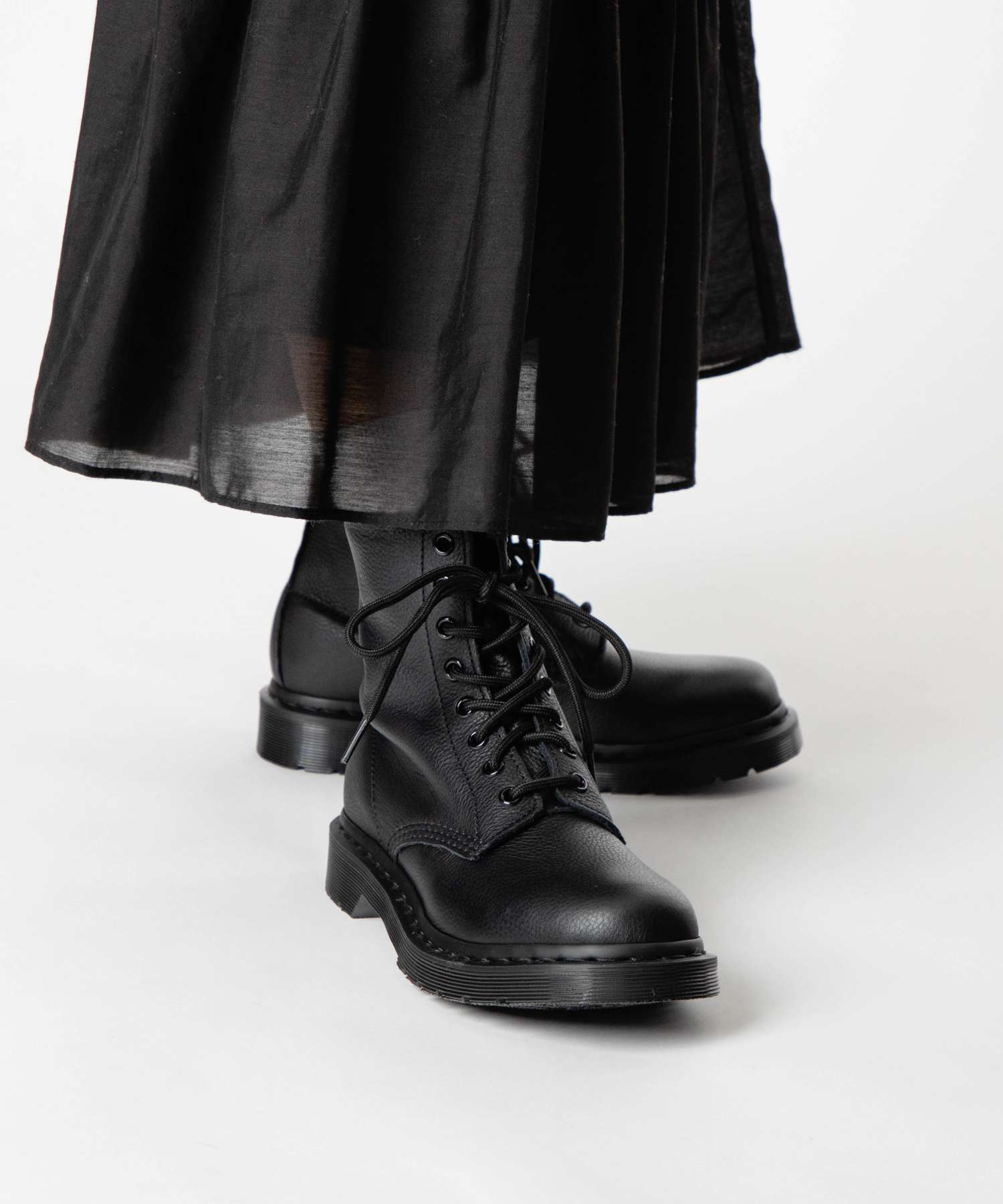 ドクターマーチン Dr.Martens ドクターマーチン Dr.Martens 1460 レースアップ ブーツ MONO LACE UP BOOTS モノ レースアップ ブーツ 8ホール 244790 （BLACK/ブラック） BLACK/ブラック
