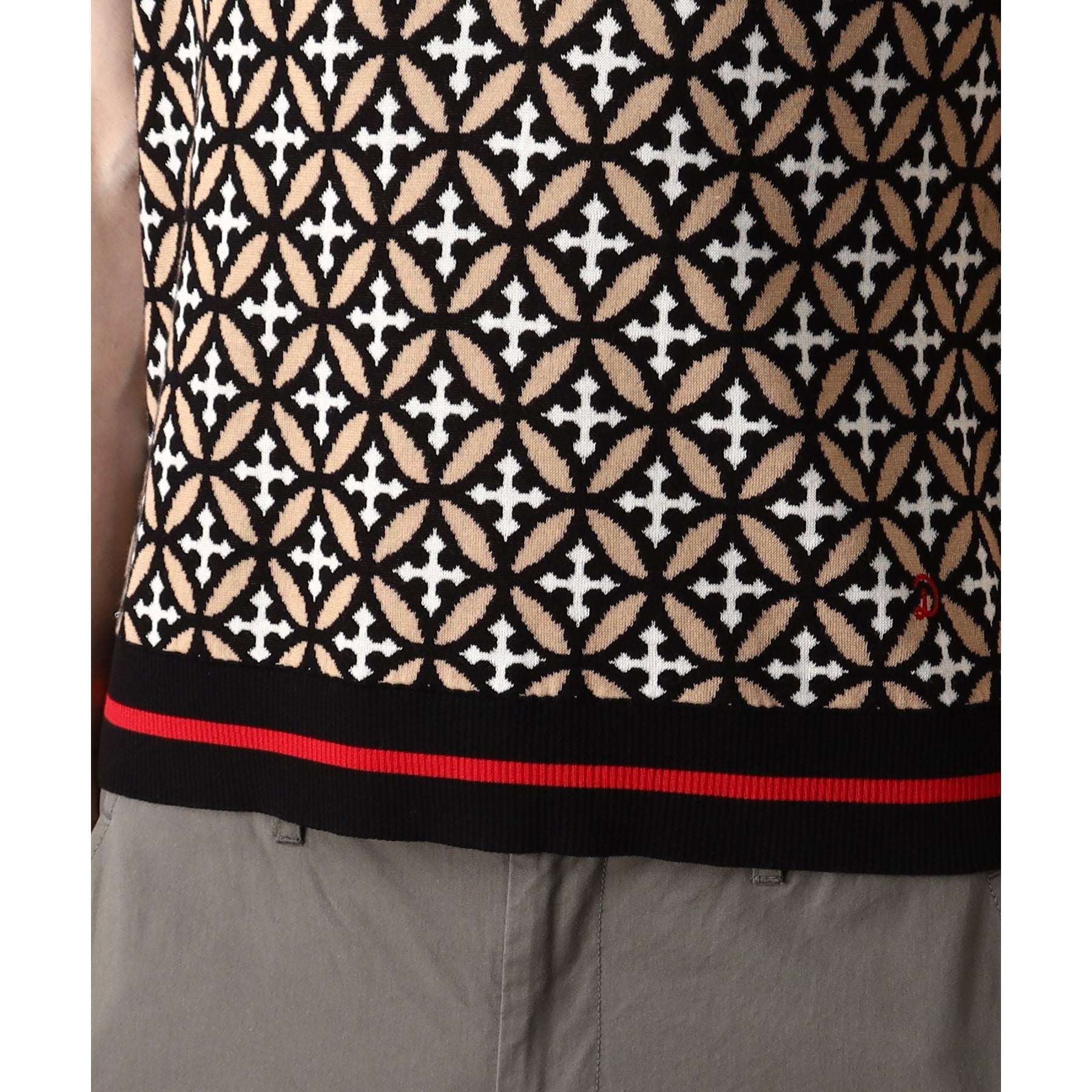 DRESSTERIOR Overlap Circle Short Sleeve Knit
