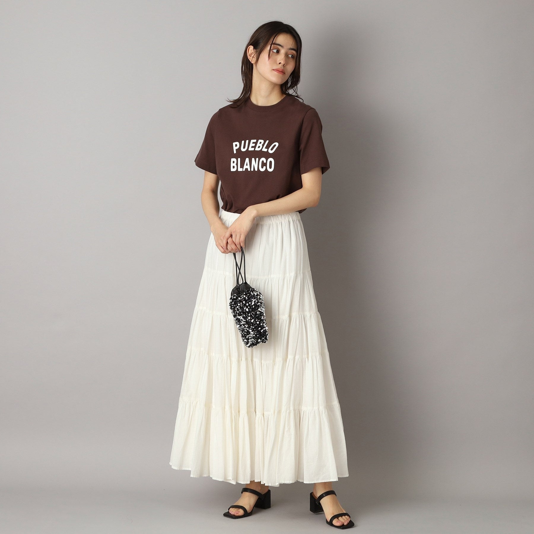 ドレステリア DRESSTERIOR ベーシックロゴTシャツ （グレージュ(050)） グレージュ(050)