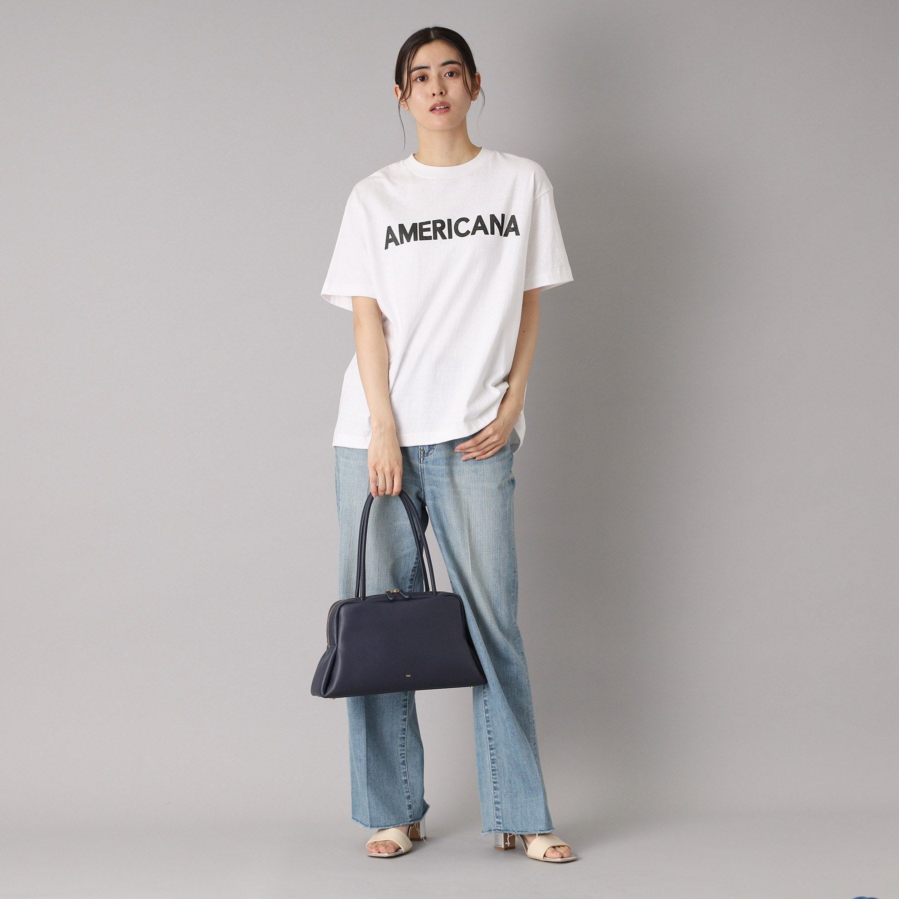 DRESSTERIOR DRESSTERIOR Americana Logo T-shirt