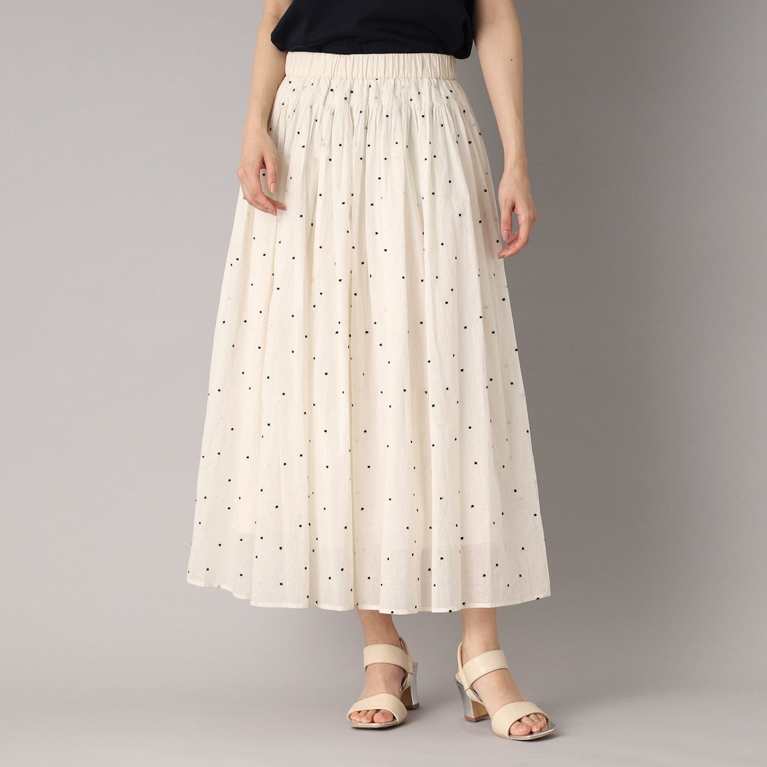 DRESSTERIOR DRESSTERIOR Easy Waist Dot Embroidery Skirt