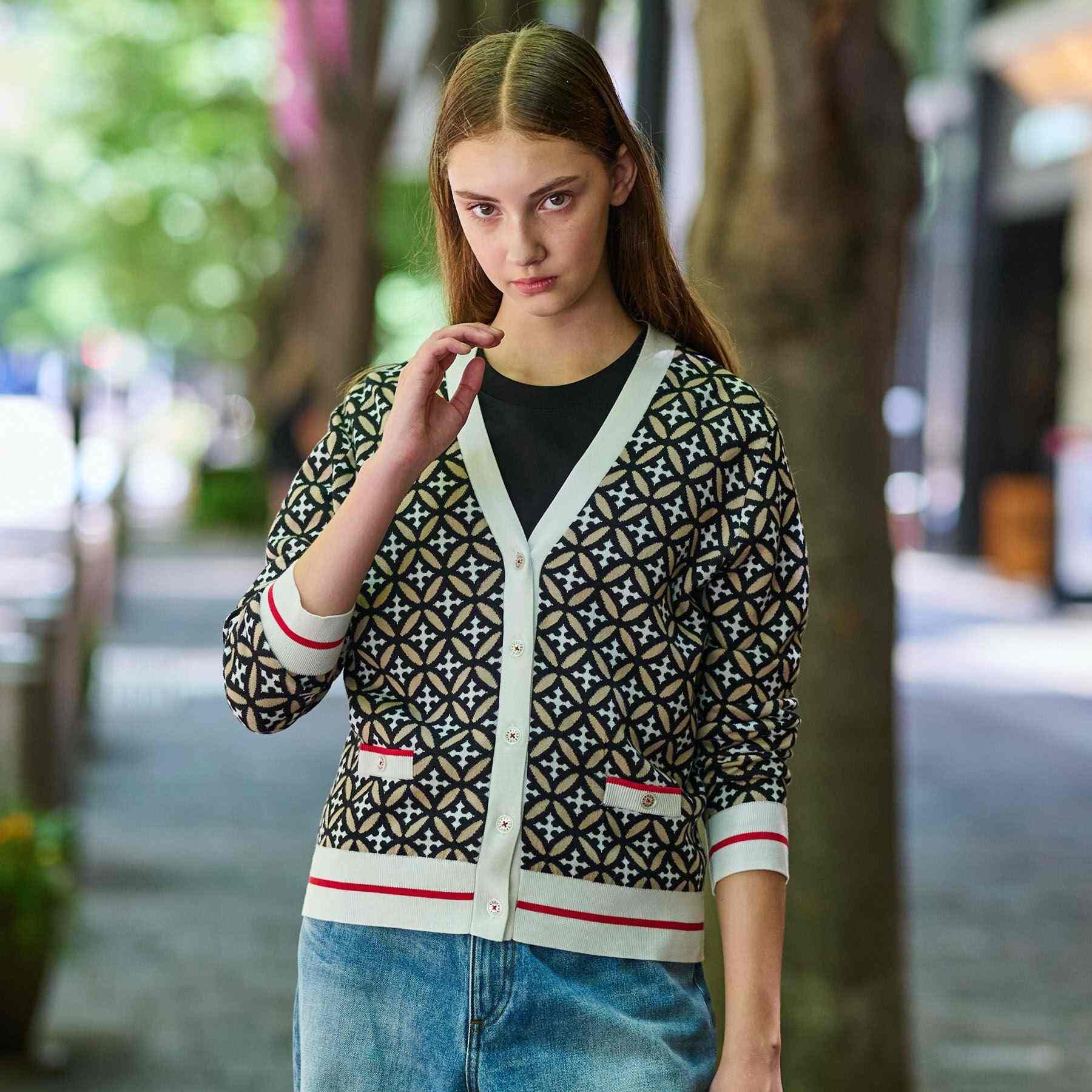 ドレステリア DRESSTERIOR オーバーラップサークルVネックカーディガン （ベージュ(152)） ベージュ(152)