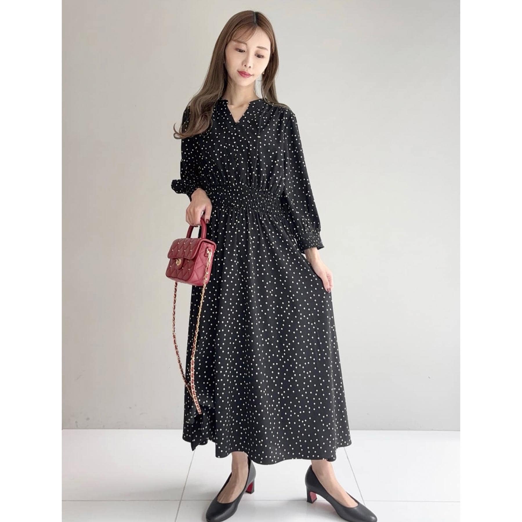 ドレステリア DRESSTERIOR ウエストシャーリングドットワンピース （ブラック(119)） ブラック(119)