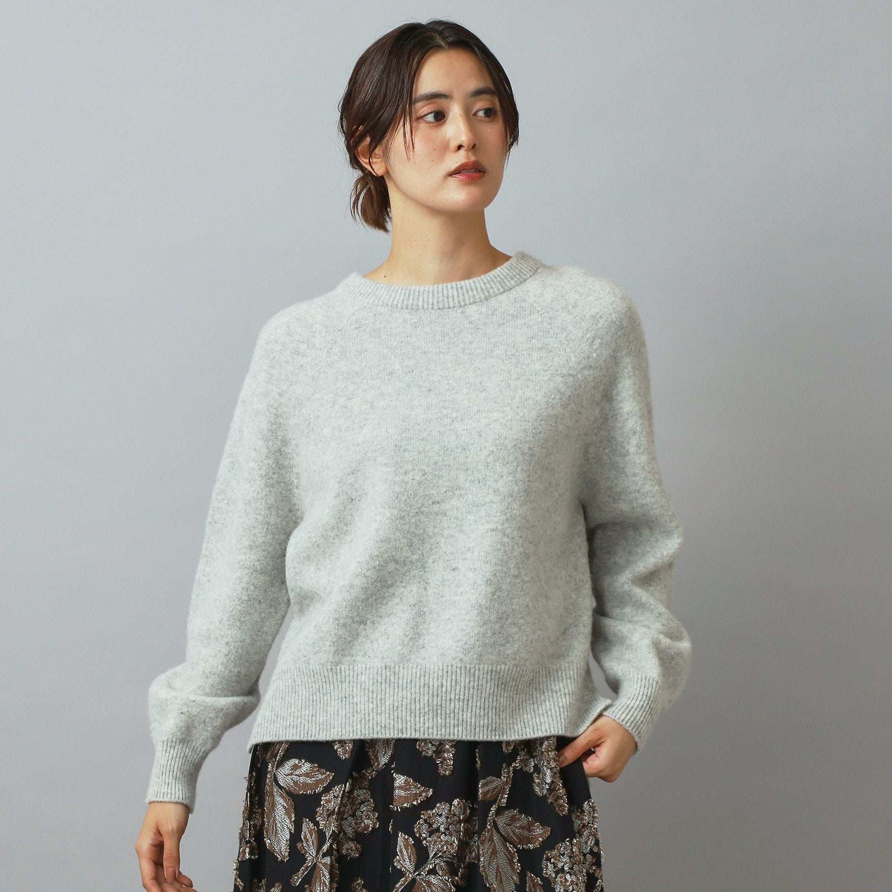 ドレステリア DRESSTERIOR カシミヤブレンドクルーネックニット （グレージュ(050)） グレージュ(050)