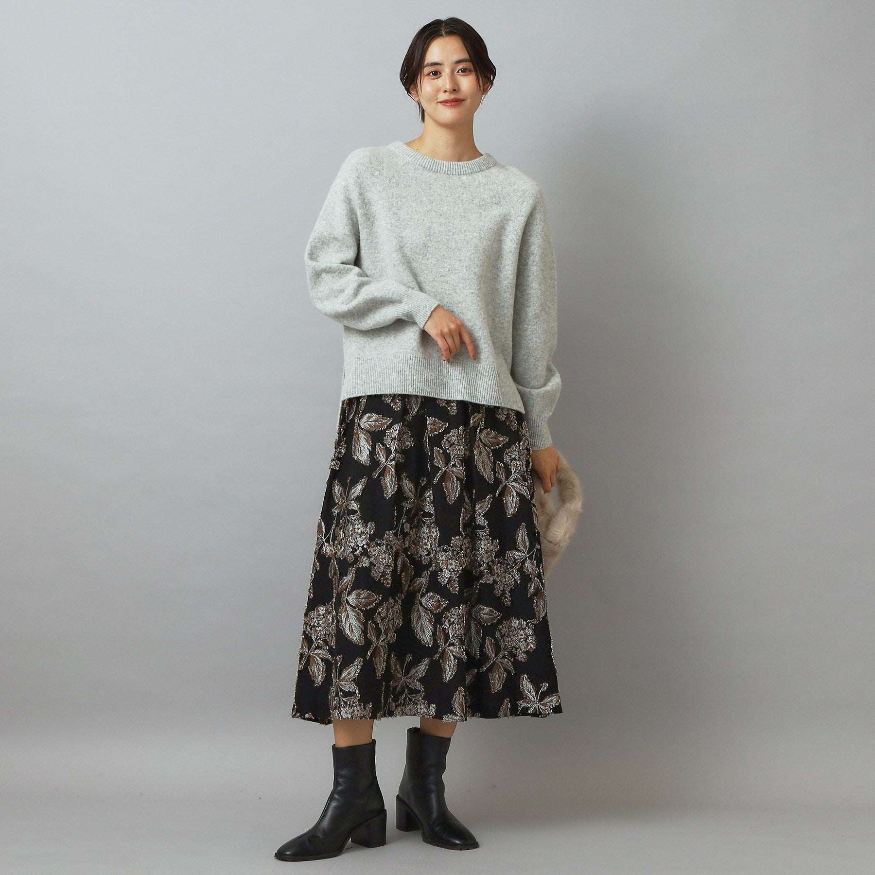 ドレステリア DRESSTERIOR カシミヤブレンドクルーネックニット （グレージュ(050)） グレージュ(050)