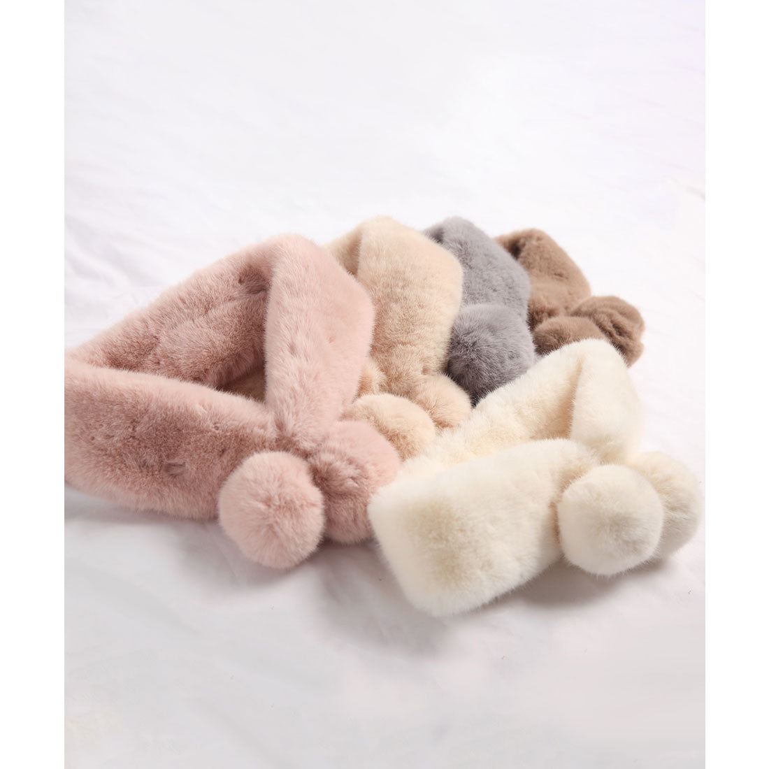 DRESS+ Eco-fur pom-pom tippet [Wedding] [Party]