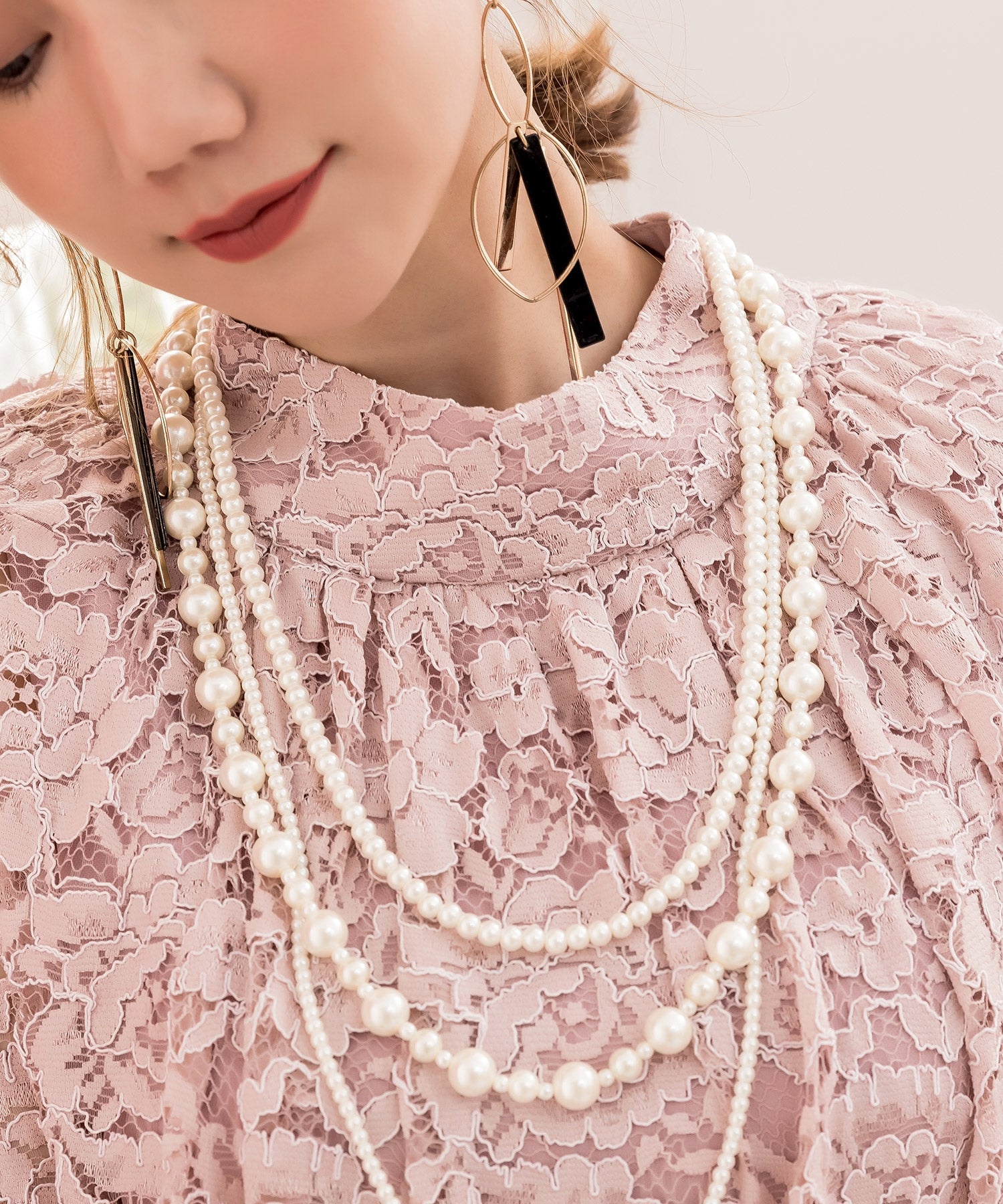 ドレスプラス DRESS+ パールネックレス 3連ロングネックレス 結婚式 （ホワイト） ホワイト