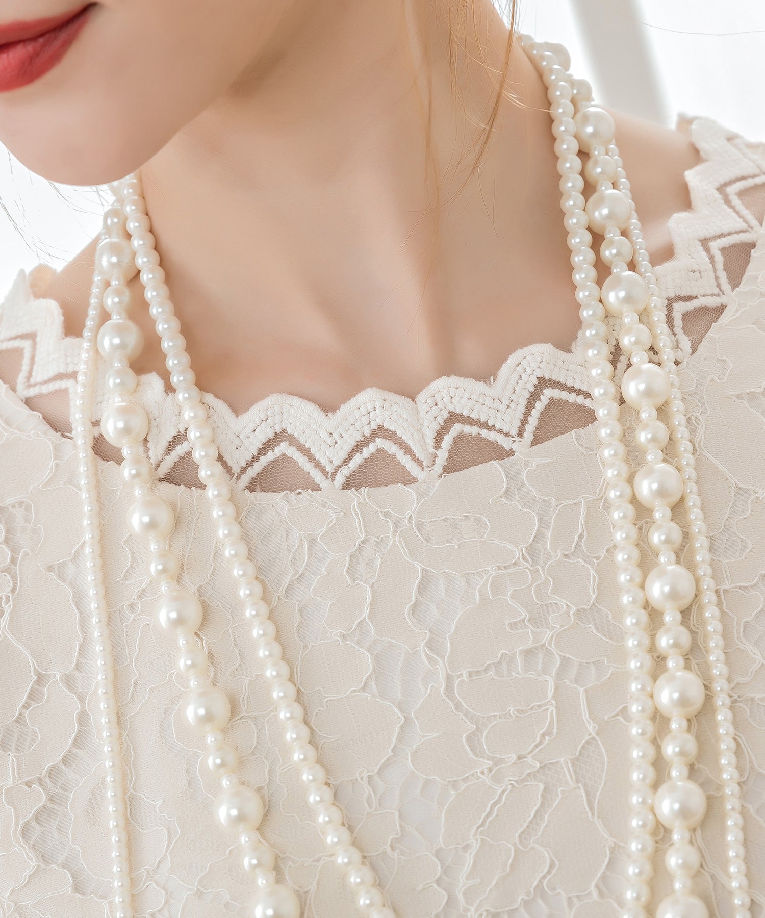 ドレスプラス DRESS+ パールネックレス 3連ロングネックレス 結婚式 （ホワイト） ホワイト