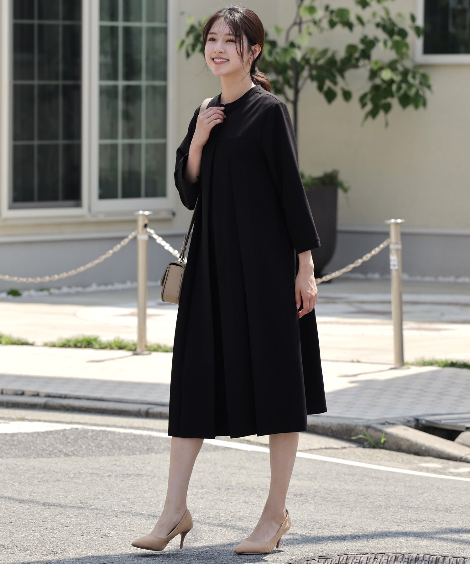 ドレスプラス DRESS+ 品さ際立つ前後2wayフォーマルワンピース （ブラック） ブラック