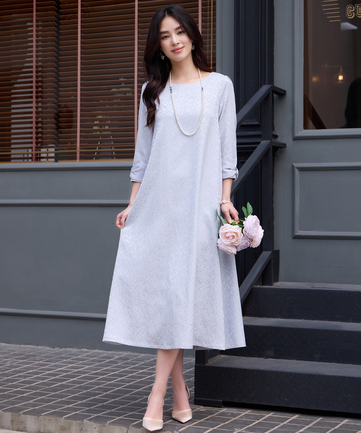 ドレスプラス DRESS+ 大人上品なレース総柄ワンピース （グレー） グレー