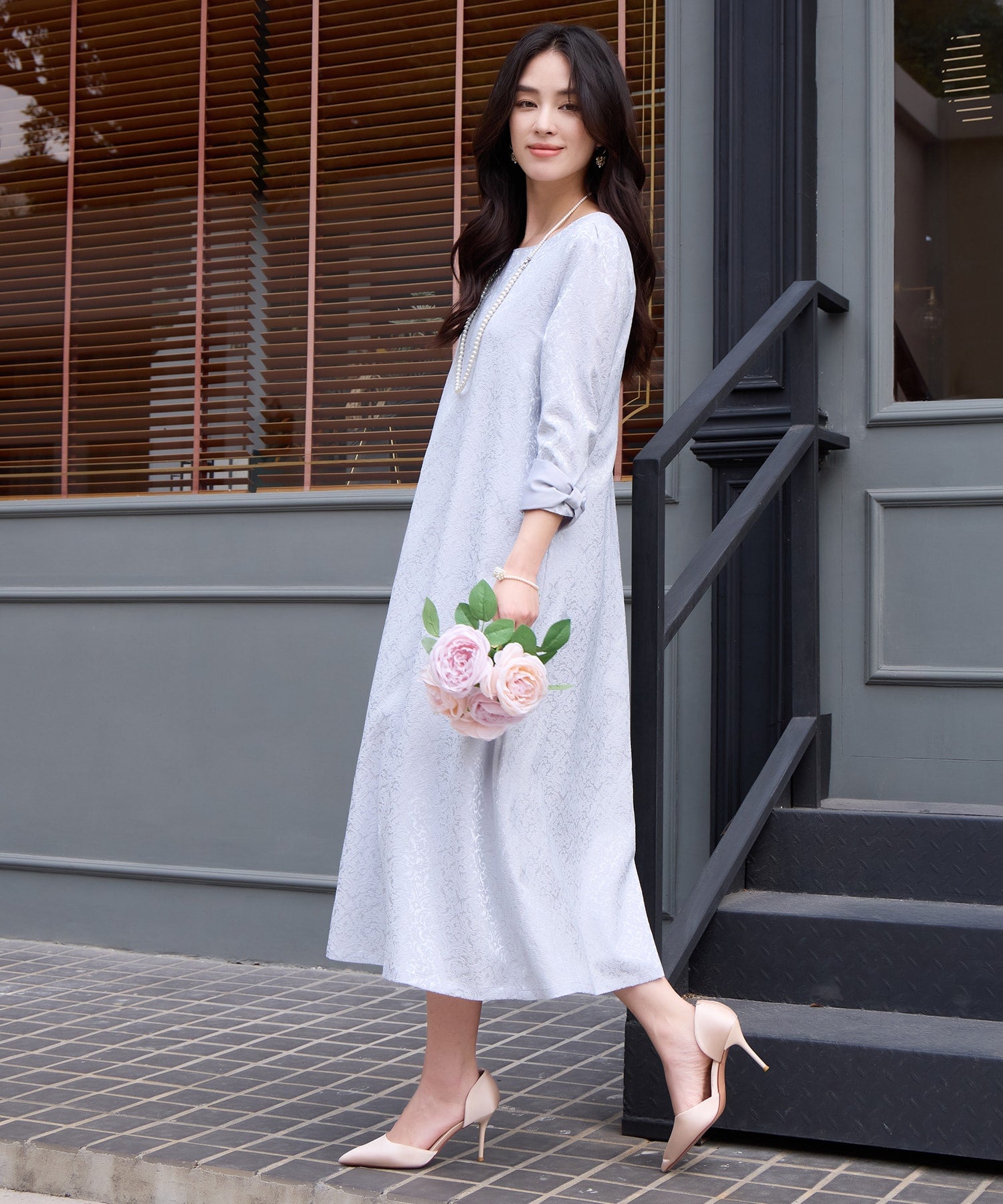 ドレスプラス DRESS+ 大人上品なレース総柄ワンピース （グレー） グレー