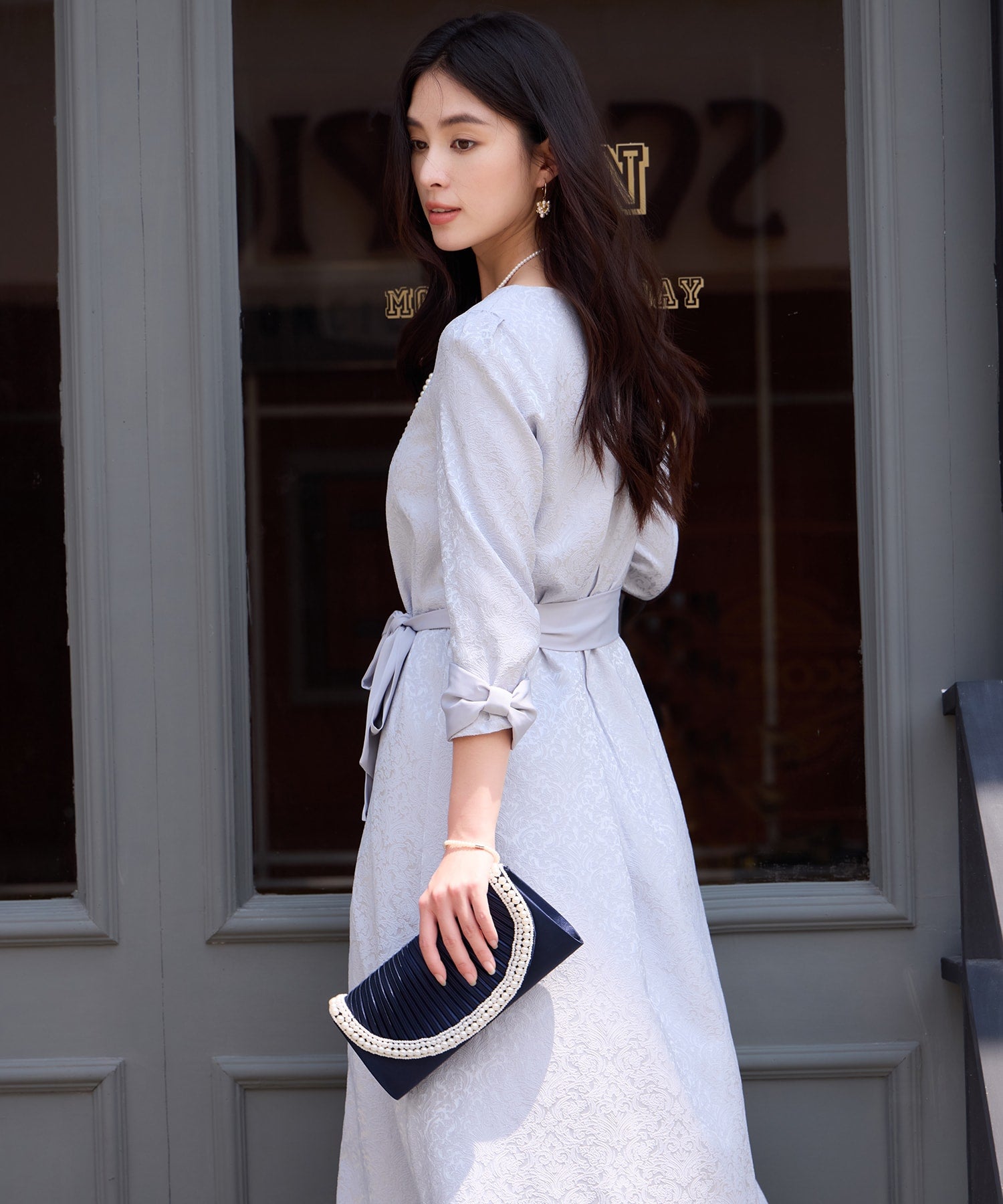 ドレスプラス DRESS+ 大人上品なレース総柄ワンピース （グレー） グレー