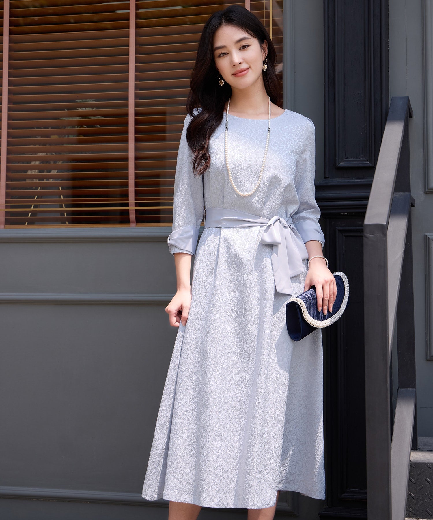 ドレスプラス DRESS+ 大人上品なレース総柄ワンピース （グレー） グレー