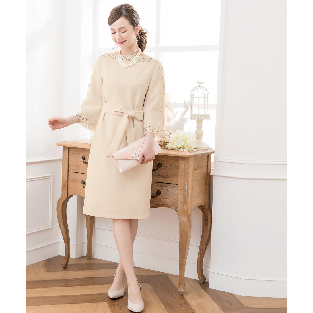 ドレスプラス DRESS+ レース7分袖＆デコルテ刺繍ワンピースドレス・結婚式ワンピース・お呼ばれパーティードレス