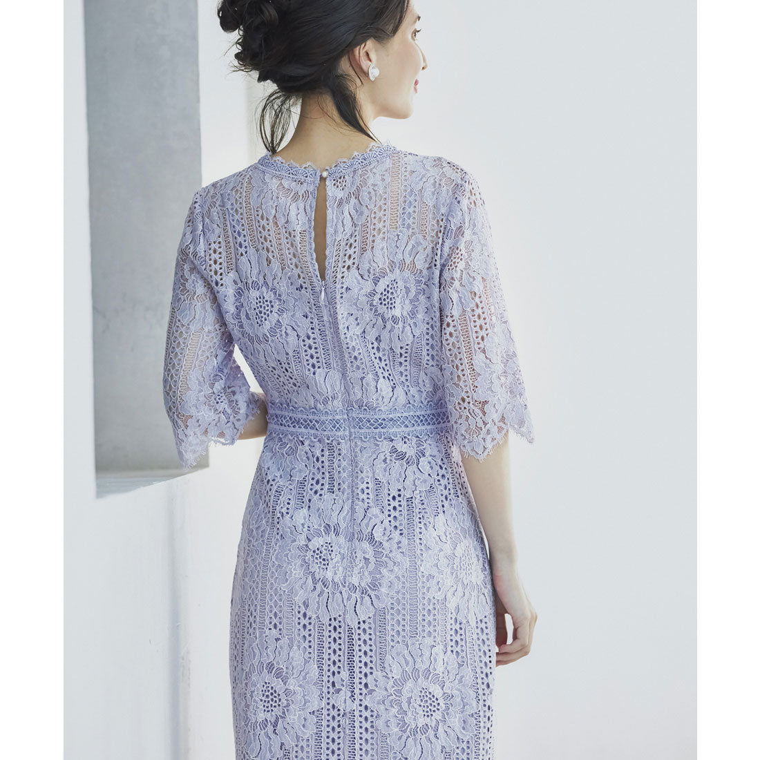 ドレスプラス DRESS+ タイトシルエットのミモレ丈ワンピースドレス パーティードレス 結婚式