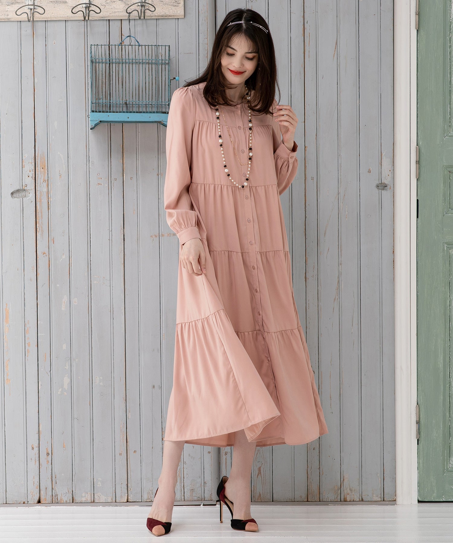 ドレスプラス DRESS+ ワンピース ガウン フレア Aライン 長袖 ティアード 春 夏 秋 （ピンクベージュ） ピンクベージュ