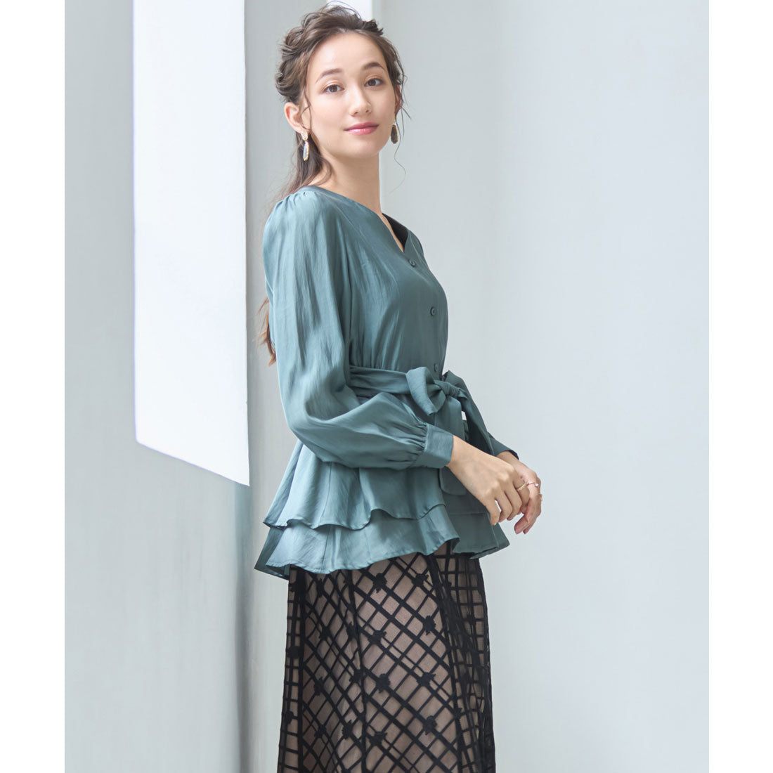 DRESS+ Blouse Long Sleeve Sheer V-neck Peplum