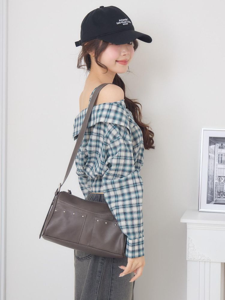 エムズエキサイト ems excite スタッズ付ショルダーBAG （BRN0） BRN0