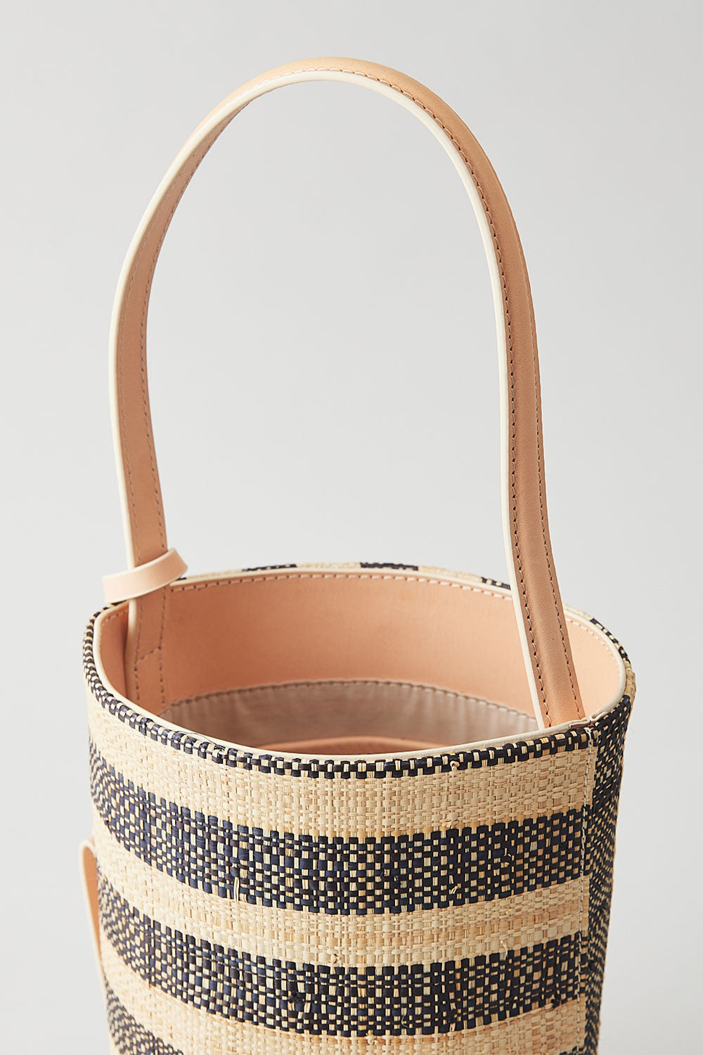 エルサック Ele'Sac PAPIRO - BUCKET （Pink） Pink