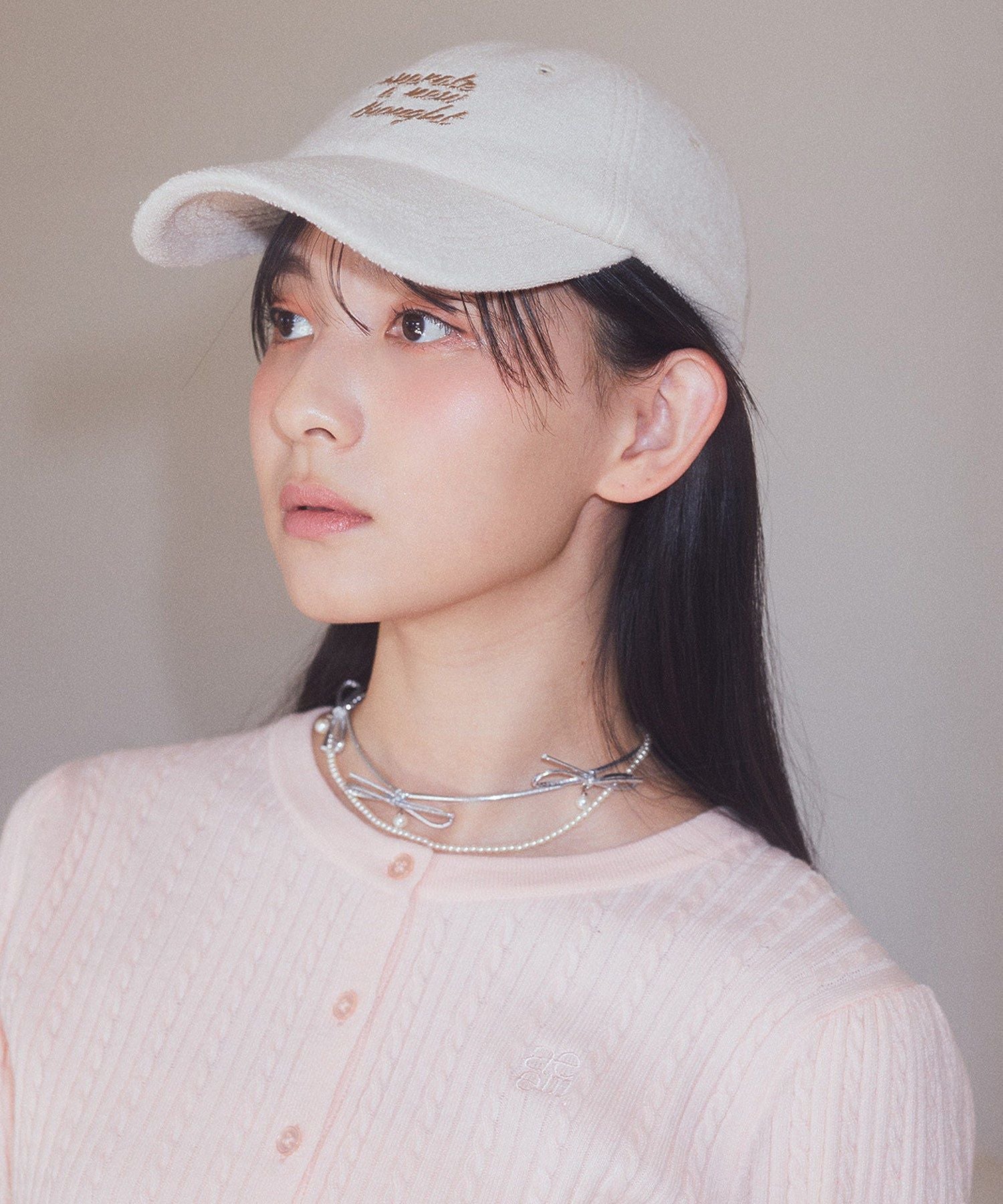 アースミュージックアンドエコロジー earth music&ecology メッセージ刺繍パイルキャップ （ブラック） ブラック