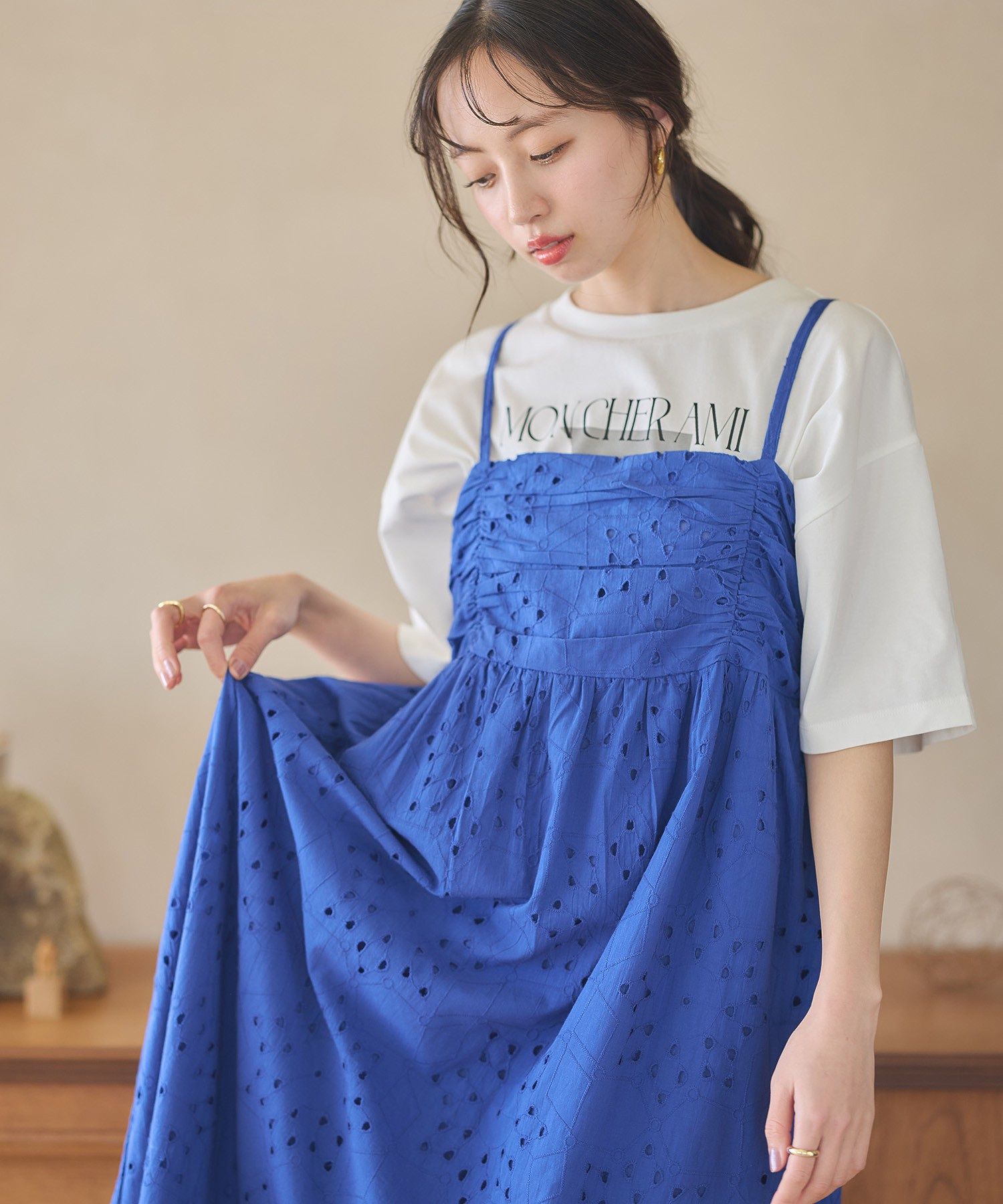 アースミュージックアンドエコロジー earth music&ecology シフリー刺繍キャミワンピース （ブルー） ブルー