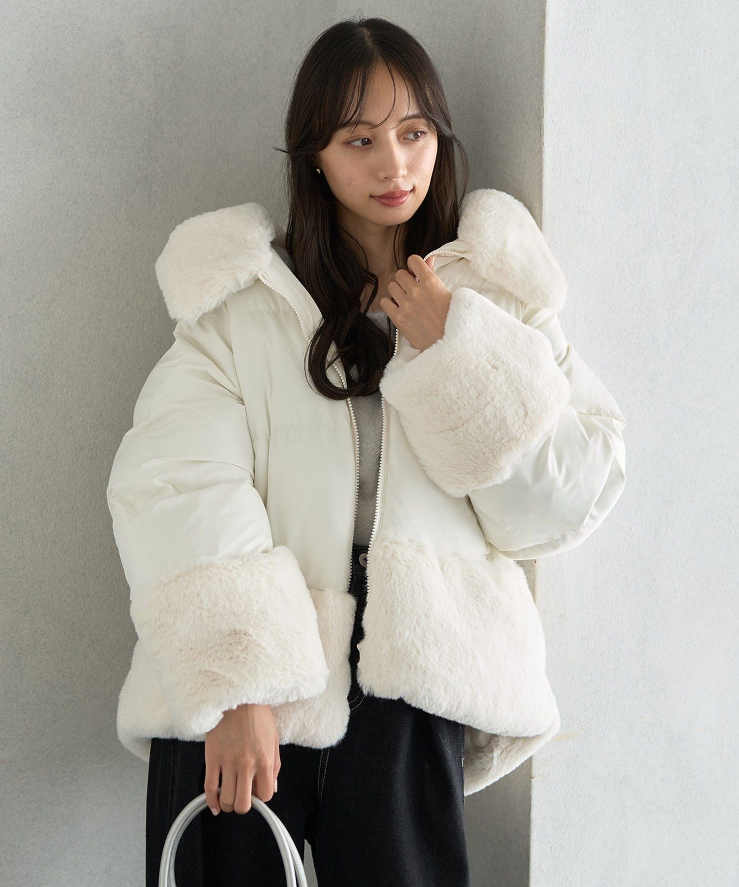 アースミュージックアンドエコロジー earth music&ecology フードファー中綿ショートコート （ブラック） ブラック