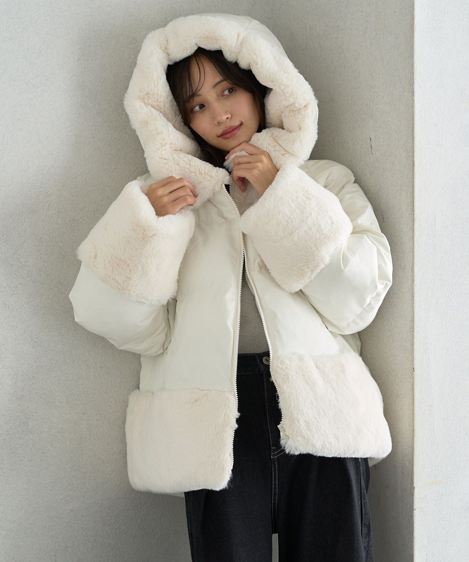 アースミュージックアンドエコロジー earth music&ecology フードファー中綿ショートコート （ブラック） ブラック